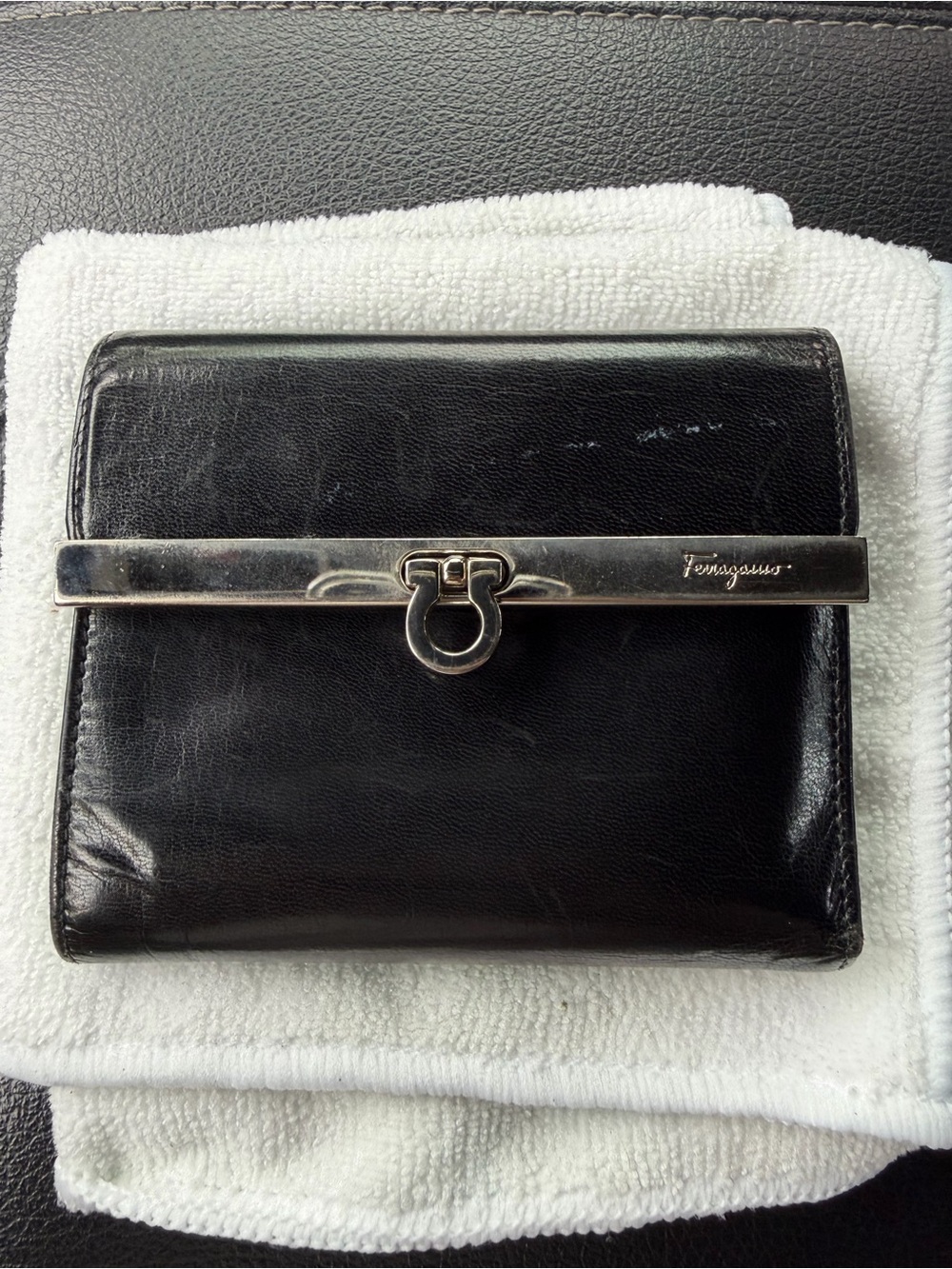 Salvatore Ferragamo Black Leather Men's Wallet with Signature Gancini Hardware